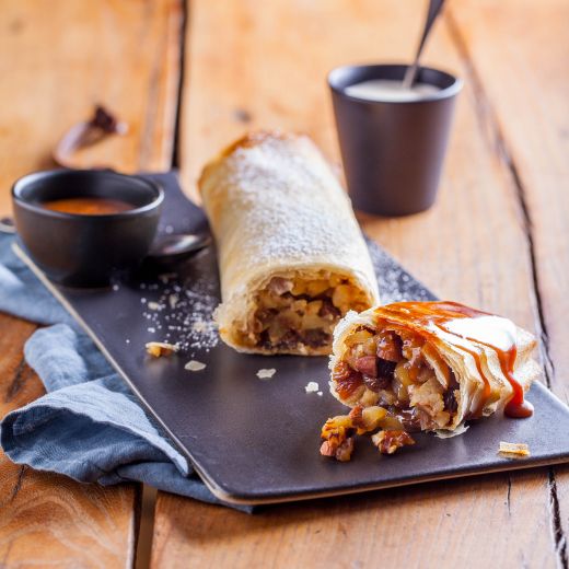 Strudel croustillant aux pommes et caramel au beurre salé