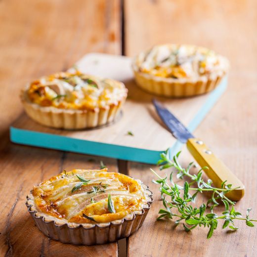 Tartelette à la poire et au brie