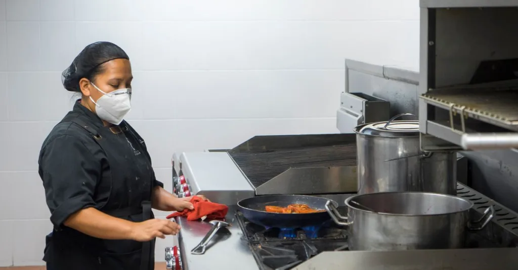 découvrez des recettes savoureuses et faciles à réaliser, des astuces de cuisine et des conseils pour tous les niveaux afin de maîtriser l'art de la cuisine.