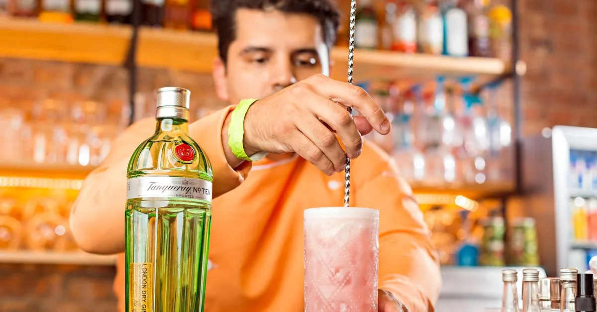découvrez des recettes simples et rapides pour préparer des cocktails au gin délicieux, parfaits pour toutes vos occasions.